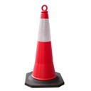750mm Traffic cone with rubber and plastic base